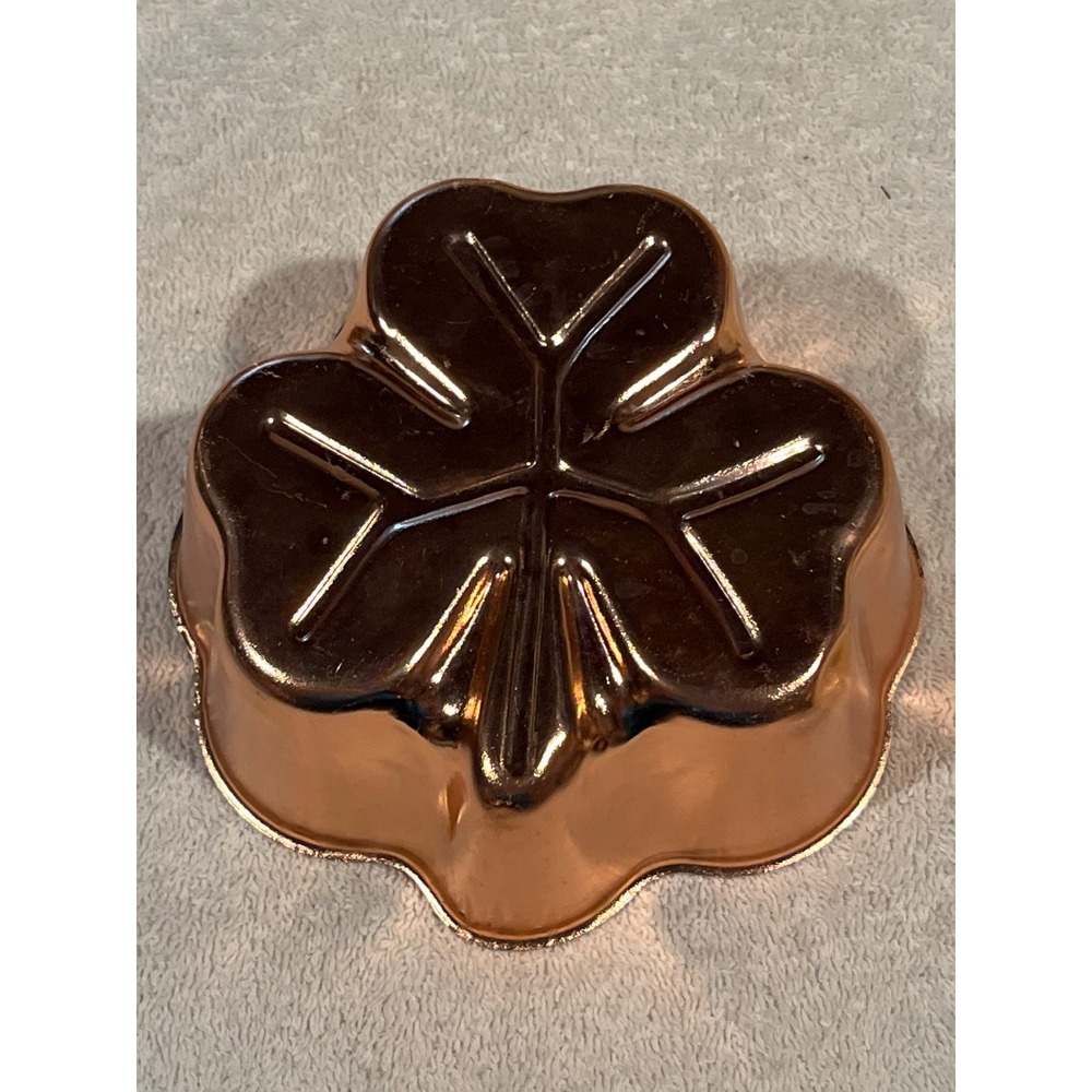 Vintage Copper Shamrock Mold St Patricks Day Clover Wall Decor Kitchen Baking
